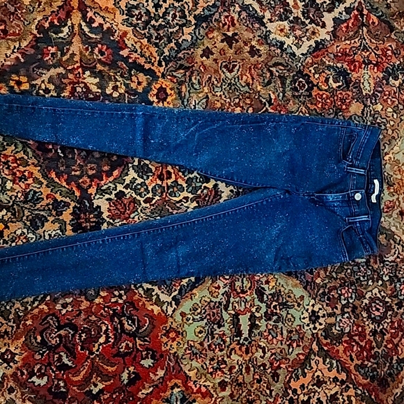 Jeans - Picture 2 of 2